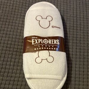 Disney HONG KONG Explorers Lodge White Disney Slippers - Exclusive ONE SIZE